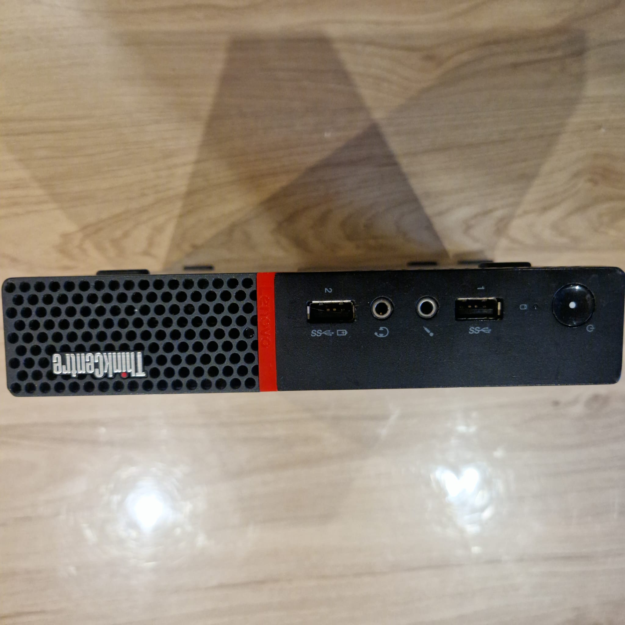 Mini-PC Lenovo ThinkCentre Tiny face
